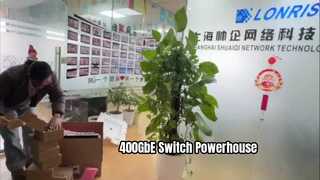 Huawei CE8875 24 Port 400GbE Switch Installationsvideo