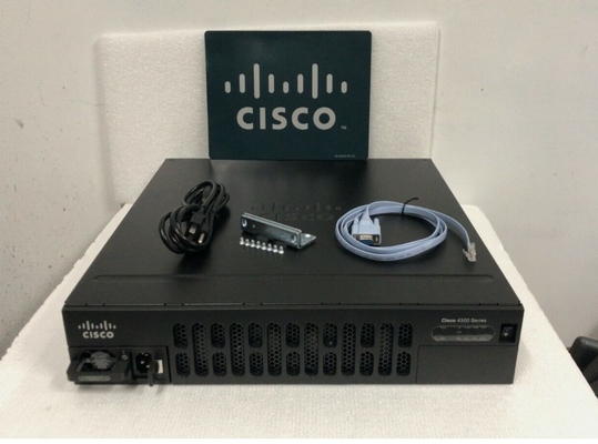 ISR4351-VSEC/K9 Cisco ISR 4351 Bundle mit UC & Sec Lic PVDM4-64 CUBE-25 mit Unterstützung von 3 Netzwerk-Interface-Modulen (NIM)