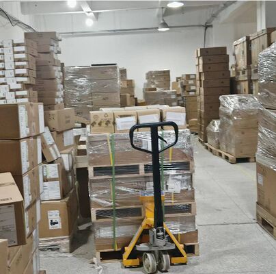 CE6885-48YS8CQ-F, Huawei CloudEngine 6800 Switch, 48x10GE elektrisch/8x100GE QSFP28/2xAC Netzteil