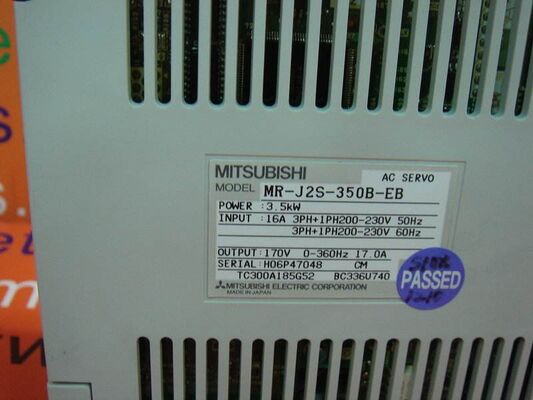 MR-J2S-350B-S041U703 AC-Servoantrieb 3,5 kW | Mitsubishi Industrial Automation-Komponente