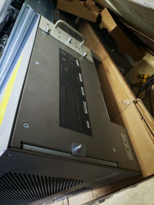 Cisco ASR-9904-Router mit 2x10G/IG Service Edge Line Card (BRAS)-Konfiguration