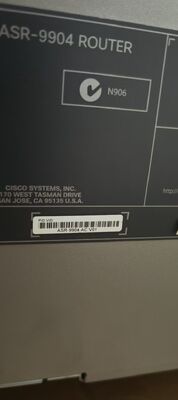 Cisco ASR-9904-Router mit 2x10G/IG Service Edge Line Card (BRAS)-Konfiguration