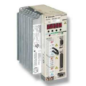 Yaskawa SGDH-10DE-OY Sigma-II 1 kW 400 V Servoantrieb