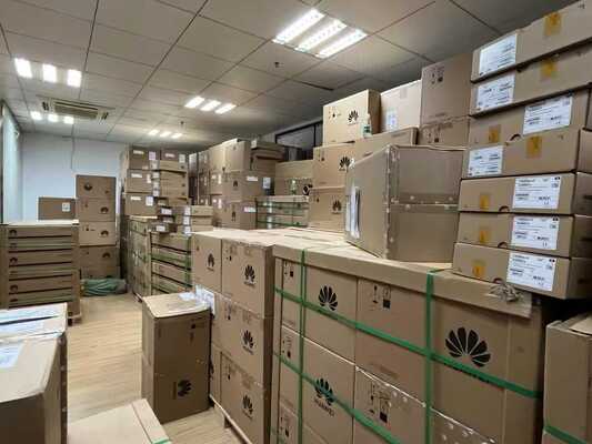 Huawei NetEngine 8000 F8 CR8MP2K3PHC0 AC-Stromverteilungseinheit für Enterprise-Router