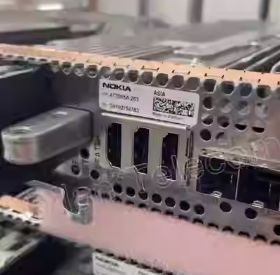 Nokia FRHF 472849A  Ein Flexi-Funkfrequenzmodul (RFM) für drahtlose Infrastruktur